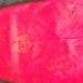 jupe rouge imprimé roses